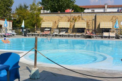 Foto de los servicios de Camping Village Torre Pendente