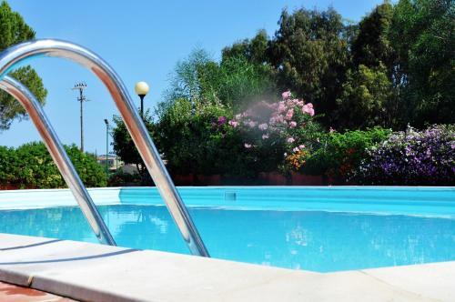 Camping Village Pedra e Cupa, Budoni - Reserving