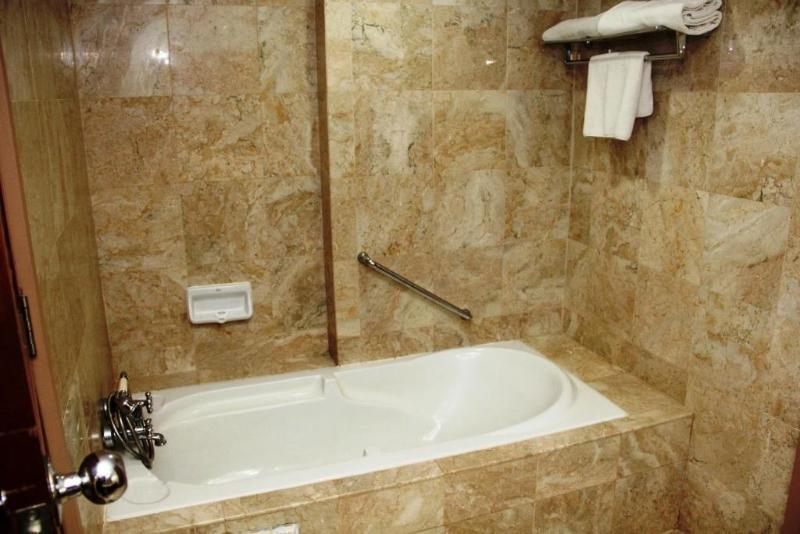 Foto del baño de Complejo Corus Paradise Resort Port Dickson