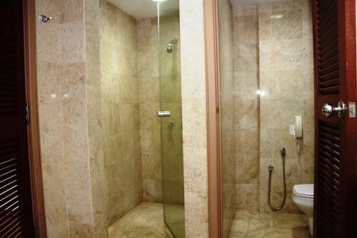 Foto del baño de Complejo Corus Paradise Resort Port Dickson