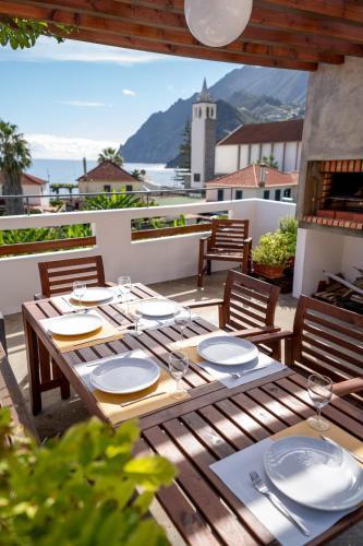 Foto de restauración de Madeira Surf Camp