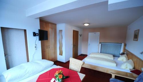 Room – Hotel Tannenhof