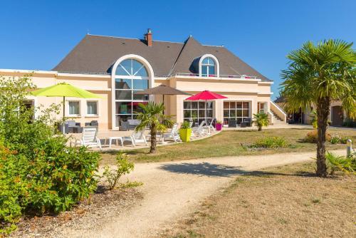 Foto del exterior de Camping Lagrange Vacances Les Jardins Renaissance