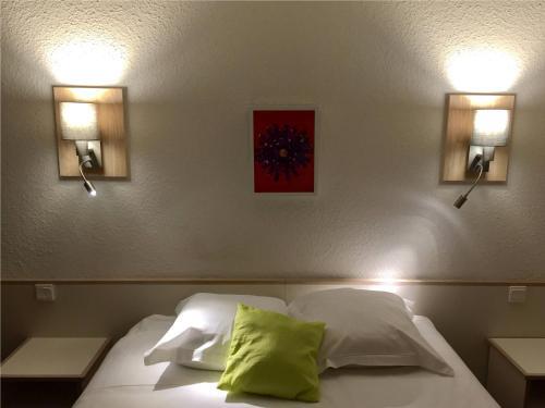 Foto de una habitación de Hôtel Les Archers