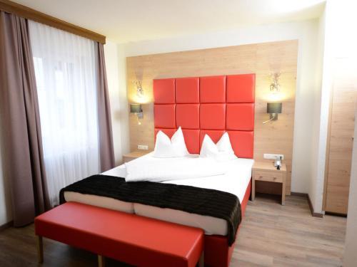 Foto de una habitación de Land-gut Hotel zum Löwen Garni
