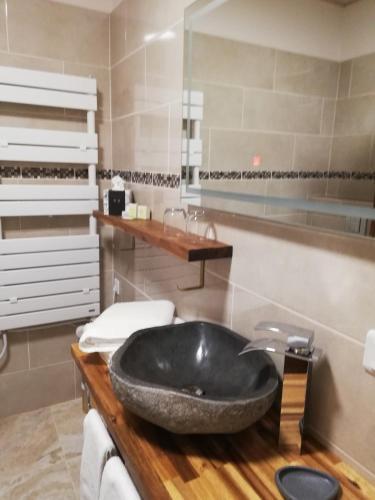 Foto de una habitación de Bed-and-Breakfast Chambre d&amp;#039;Hôtes Au Jardin Des Saveurs