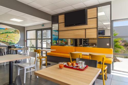 Dining – B&amp;amp;B Hôtel Perpignan Saleilles