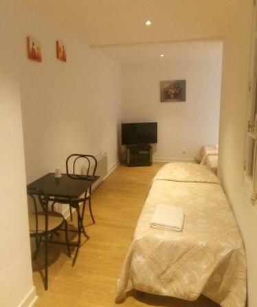 Room – Hôtel Croix des Nordistes