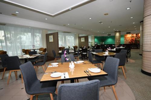 Foto general de Tun Fatimah Riverside Hotel