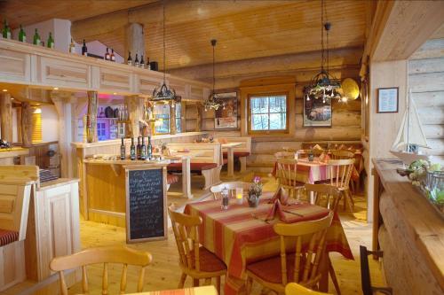 Foto de restauración de Wellnesshotel Seeschlößchen - Privat- Spa &amp;amp; Naturresort