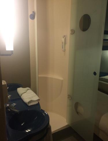 Foto del baño de Hotel ibis budget Bar le Duc