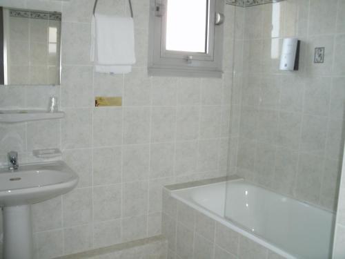 Foto del baño de Hotel Citotel Saint Jacques