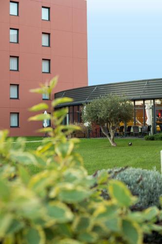 Foto del exterior de Hotel Eurocentre 3* Toulouse Nord