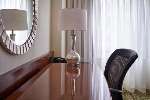 Foto de una habitación de Hotel Cleveland Marriott Downtown at Key Tower