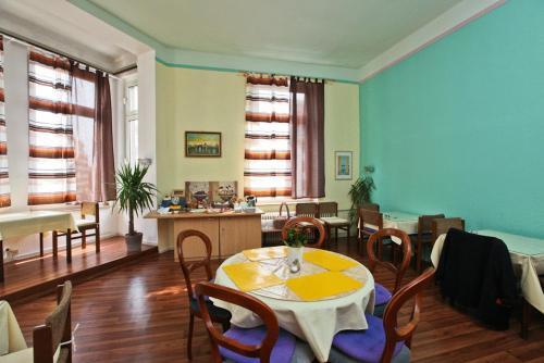 Foto de una habitación de Hotel Komet