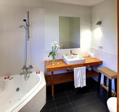Foto del baño de Hotel El Mirador de Ordiales