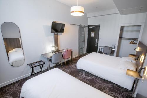 Room – Hôtel Central
