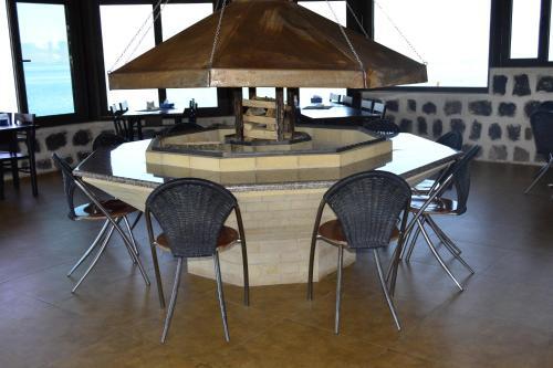 Aparthotel Tsovasar Family Rest Complex, Sevan - Central de Reservas