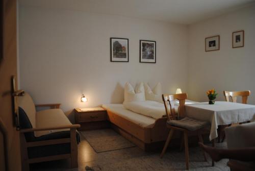 Room – Apartment Maierhof