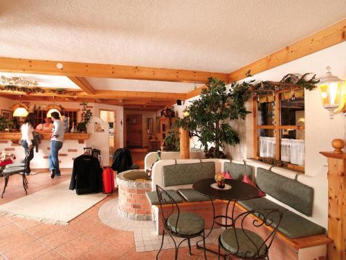 Dining – Burghotel Alpenglühn
