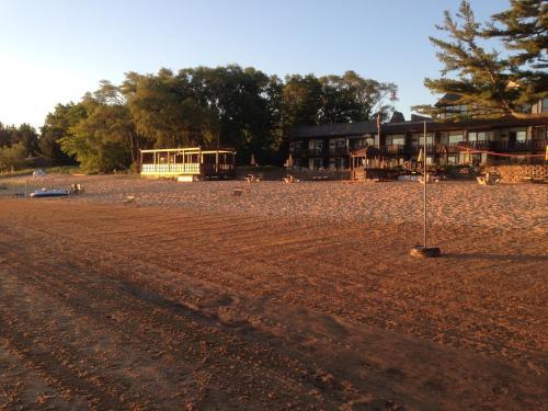 Photo – Hotel The Beach Haus - Traverse City