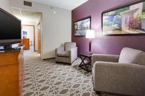 Room – Hotel Drury Inn &amp;amp; Suites Middletown Franklin