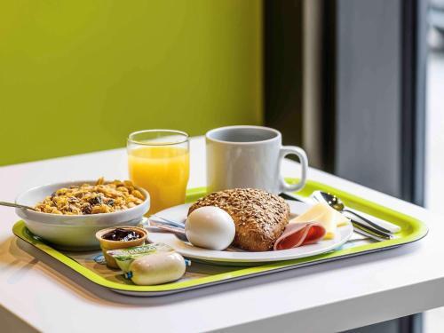 Foto de restauración de Hotel ibis budget Bourges