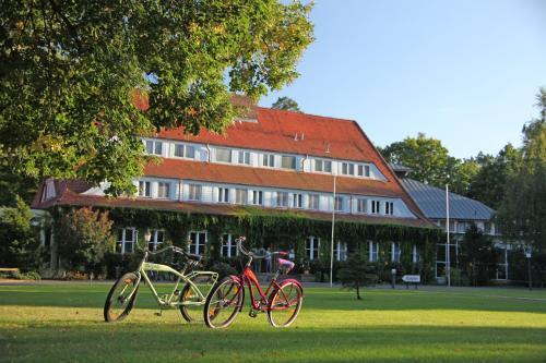 Foto del exterior de Hotel Döllnsee-Schorfheide