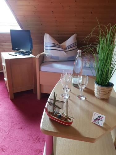 Foto de una habitación de Hotel zur Post