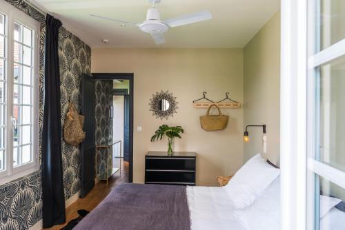 Foto de una habitación de Hotel Home Arcachon