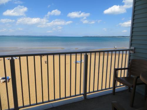 Room – Grand Beach Resort Hotel