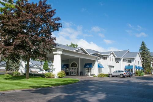 Photo – Grand Beach Resort Hotel