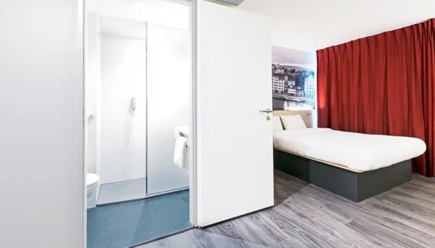 Foto de B&amp;B HOTEL Zürich Airport