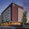 Foto de EVEN Hotel Alpharetta - Avalon Area, an IHG Hotel