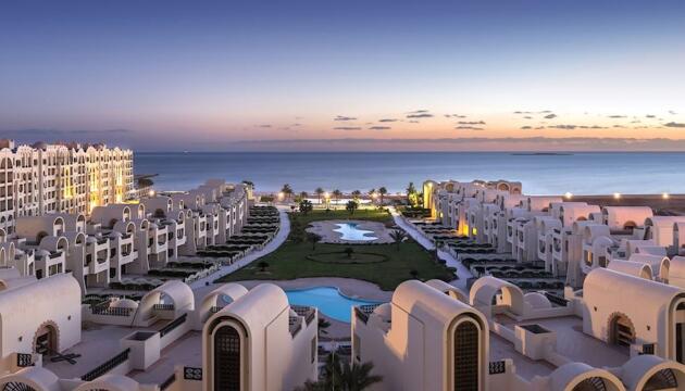 Foto de Gravity Hotel &amp; Aqua Park Sahl Hasheesh Families and Couples Only