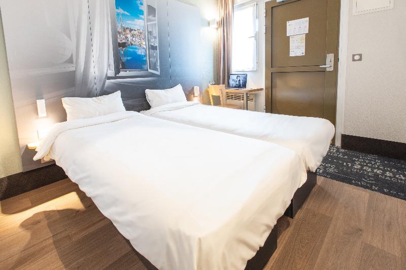 Foto de una habitación de B&amp;amp;B Hôtel Saint-Malo Centre