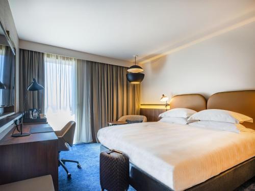 Foto de una habitación de Crowne Plaza - Nice - Grand Arenas, an IHG Hotel