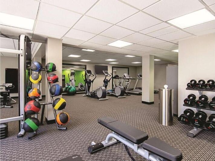 Foto de los servicios de Hotel La Quinta by Wyndham Boston-Andover