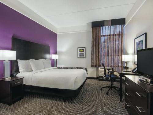 Foto de una habitación de Hotel La Quinta by Wyndham Boston-Andover