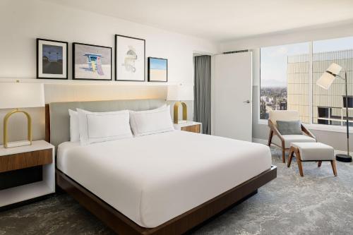 Foto de una habitación de Hotel Hilton Los Angeles-Culver City, CA