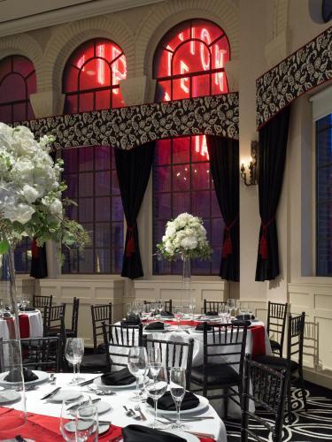 Foto de restauración de Hotel Warwick Allerton Chicago