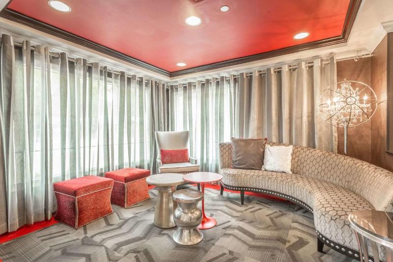Foto de las zonas nobles de Inn at the Peachtrees, Ascend Hotel Collection