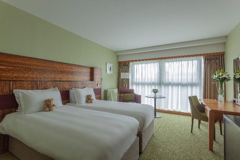 Foto de una habitación de Radisson BLU Hotel &amp;amp; Spa, Little Island Cork