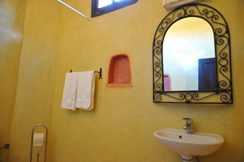Foto del baño de Kasbah Ait BenHadda