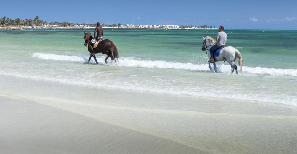 Foto general de Hotel COOEE Hari Club Beach Resort