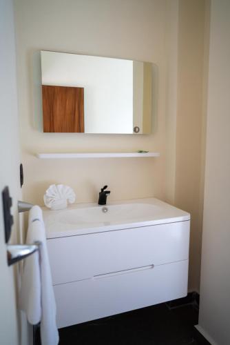 Bathroom – San Trópico Petit Hotel &amp;amp; Peaceful Escape