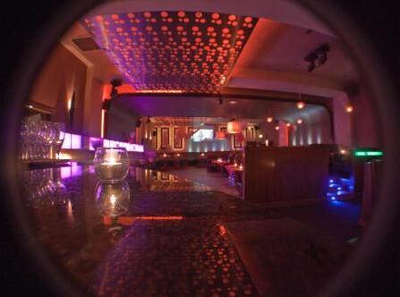 Foto de los servicios de Ivy Tower Hotel
