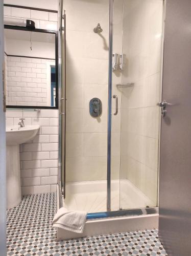 Foto del baño de Kilkenny House Hotel