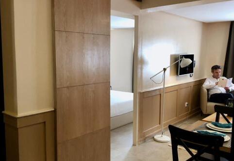 Foto de los servicios de Aparthotel Suite Loc