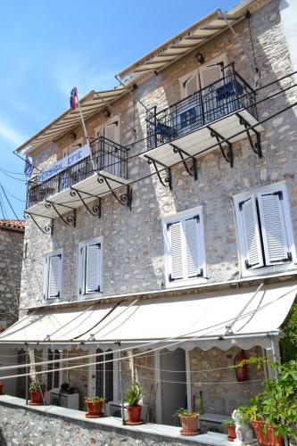 Pension Efie, Hydra - Reserving
